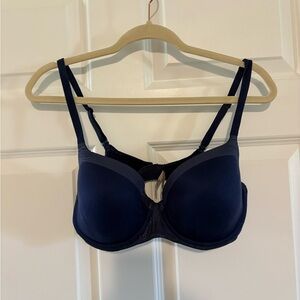 Victoria Secret lined Demi bra